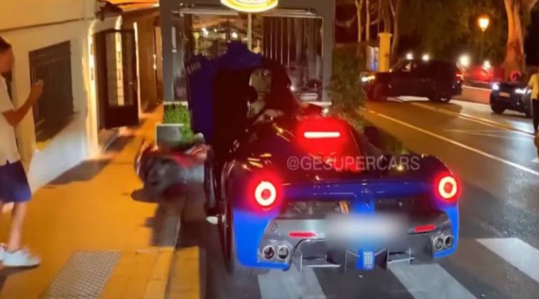 Παρκαδόρος έριξε κατά λάθος Ferrari πάνω σε σκούτερ! (βίντεο)