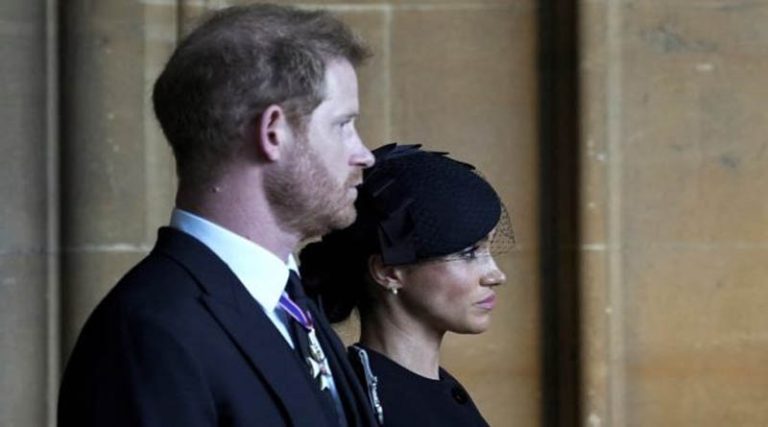 Βασίλισσα Ελισάβετ: Ο Κάρολος απέκλεισε τον πρίγκιπα Χάρι και την Μέγκαν Μαρκλ από εκδήλωση για την κηδεία της