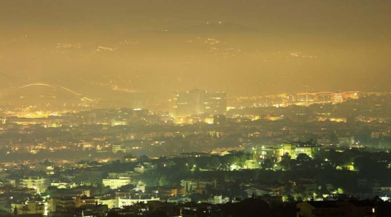 Το 98% των Ευρωπαίων αναπνέει τοξικό αέρα – Η κατάσταση στην Αθήνα