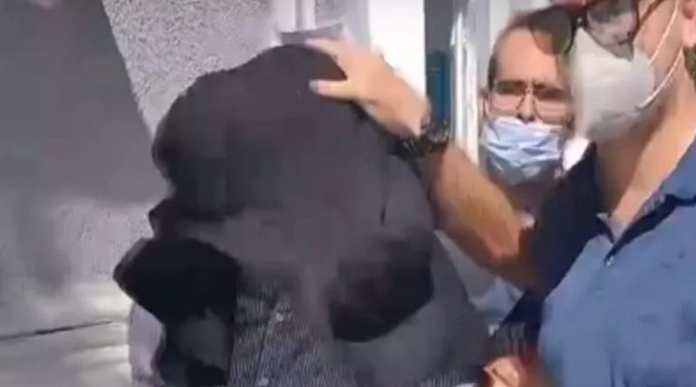 Στη φυλακή ο 33χρονος που απήγαγε και βίασε την εν διαστάσει σύζυγό του – Ο λόγος της φρικιαστικής πράξης (φωτό & βίντεο)