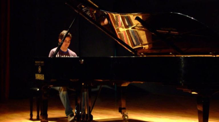 Θλίψη! Πέθανε σε ηλικία μόλις 36 ετών ο διακεκριμένος πιανίστας Γιώργος Καραγιάννης – Η σπάνια μορφή καρκίνου