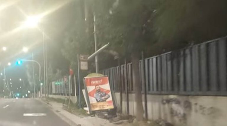 Παλλήνη: Διαλύθηκε στάση μετά από τροχαίο! (φωτό & βίντεο)