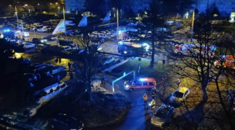 Ασύλληπτη τραγωδία στη Γαλλία: Δέκα νεκροί, μεταξύ των οποίων 5 παιδιά, από φωτιά σε κτίριο κατοικιών (φωτό & βίντεο)