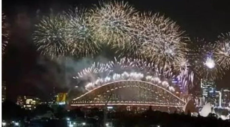 Τα παράδοξα της Πρωτοχρονιάς: Ποια χώρα θα γιορτάσει πρώτη το 2024 και ποια τελευταία μετά από 1 ημέρα!