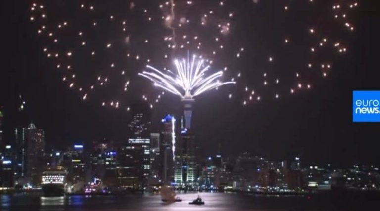 Η Νέα Ζηλανδία υποδέχθηκε πρώτη το 2023! (φωτό & βίντεο)