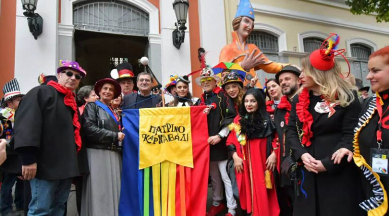 Πατρινό Καρναβάλι: Κορυφώνεται την Κυριακή – Επί ποδός η ΕΛ.ΑΣ. για τα μέτρα του τριημέρου