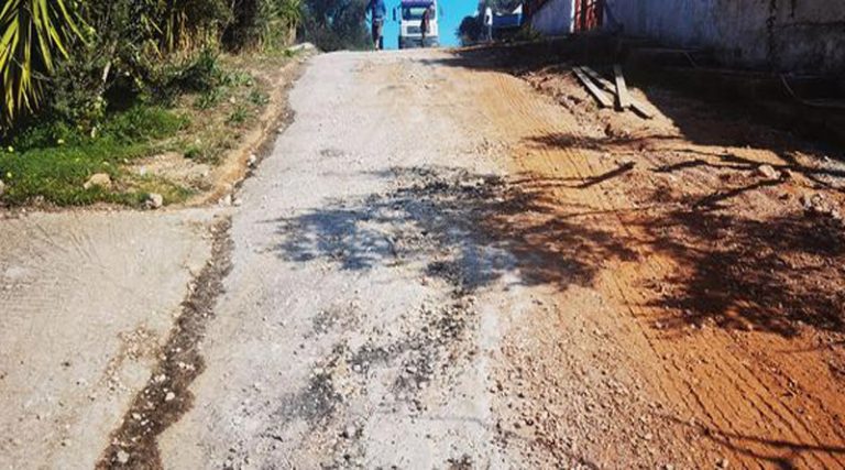 Ραφήνα Πικέρμι: Αποκαταστάσεις δρόμων σε εκτός σχεδίου περιοχές (φωτό)