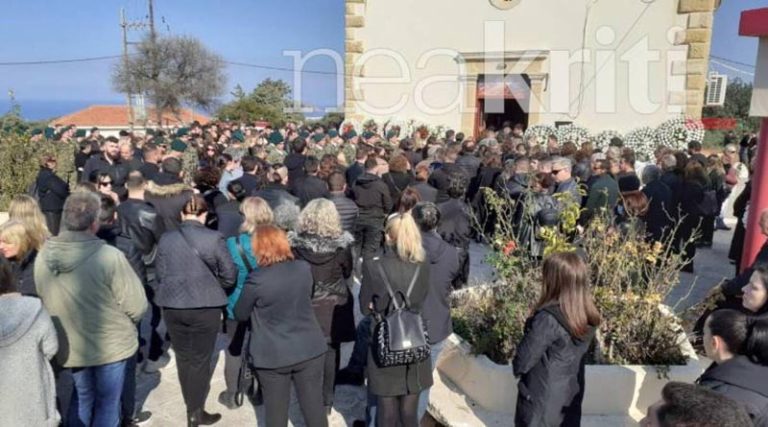 Θρήνος στο τελευταίο «αντίο» στον 19χρονο στρατιώτη που σκοτώθηκε σε τροχαίο στην Κρήτη