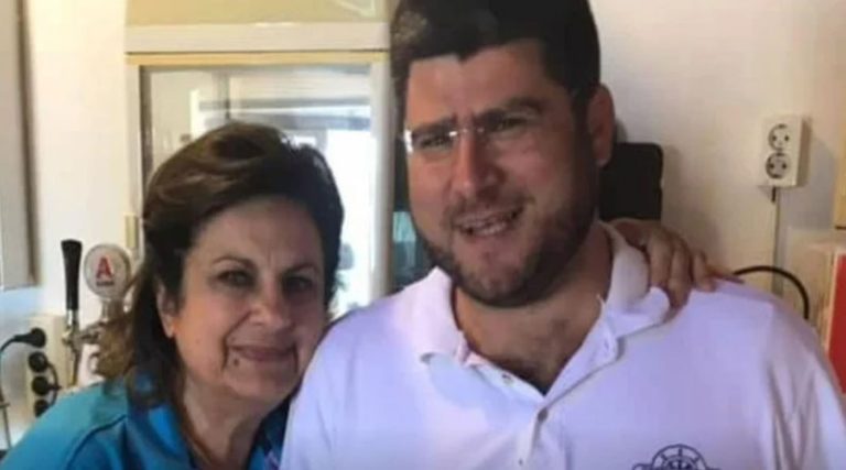 Μαίρη Παναγάκου: Στο νοσοκομείο λίγες ώρες πριν την κηδεία του γιου της