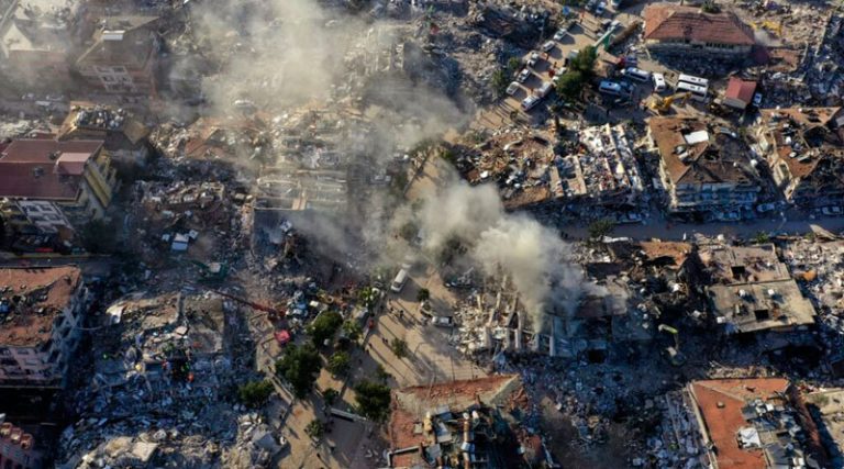 Σεισμός στην Τουρκία: Η τουρκική πατέντα που έριξε τα κτίρια – Το βίντεο που καίει τον Ερντογάν