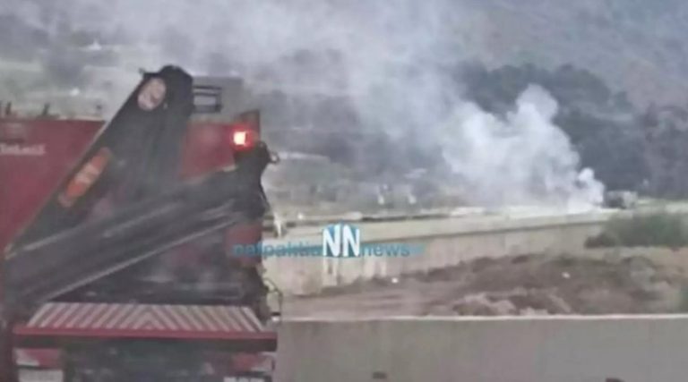 Αυτοκίνητο πήρε φωτιά εν κινήσει στην Κακιά Σκάλα – Μεγάλα προβλήματα στην κυκλοφορία (βίντεο)