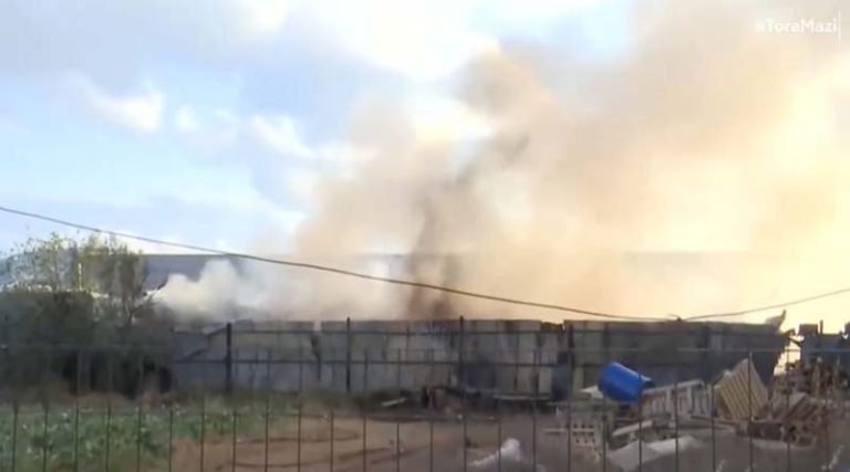 Μεγάλη φωτιά σε εργοστάσιο ανακύκλωσης! (βίντεο)