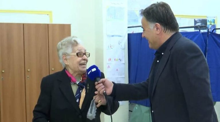 Εκλογές: Η επική ατάκα ηλικιωμένης – «Ελπίζω να είναι η τελευταία φορά που ψηφίζω» (βίντεο)