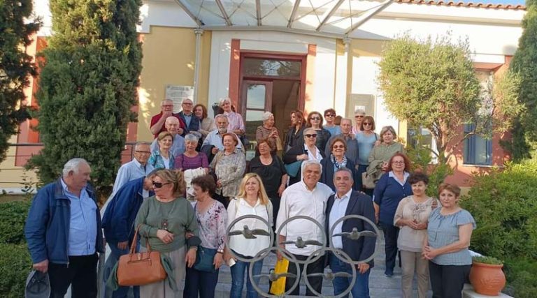 Σύλλογος Τριγλιανών Ραφήνας: Επίσκεψη στο Μουσείο Μαραθωνίου δρόμου και μετά φαγητό και χορός! (φωτό)