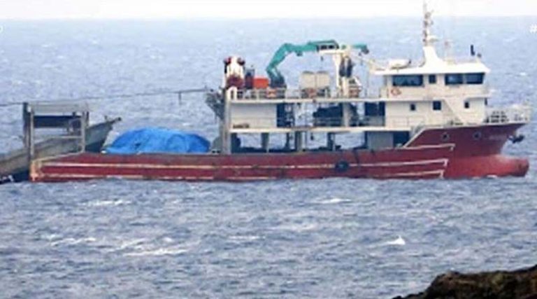 «Είναι αδειοδοτημένα»: Τι απαντά το υπουργείο Ναυτιλίας για τα τουρκικά αλιευτικά στα Κύθηρα