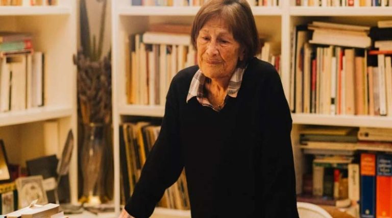 Θλίψη: Έφυγε από τη ζωή η συγγραφέας Τζίνα Πολίτη