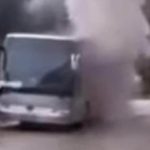 Τουριστικό λεωφορείο τυλίχτηκε στις φλόγες στη Χιλιαδού! (φωτό)
