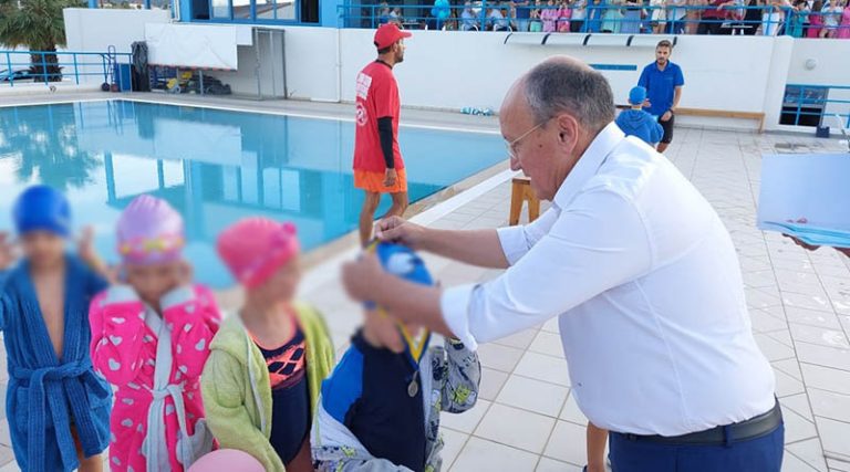 Νέα Μάκρη: Καταχειροκροτηθήκαν τα 190 παιδιά που συμμετείχαν στην Γιορτή Κολύμβησης! (φωτό)