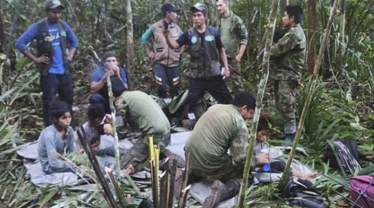 Το «θαύμα» της Κολομβίας – Τέσσερα παιδιά βρέθηκαν ζωντανά μετά από 40 ημέρες μόνα τους στη ζούγκλα