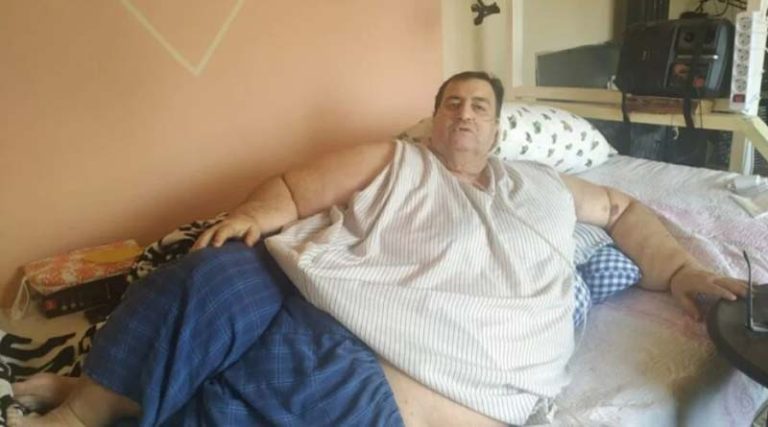 «Γολγοθάς» για 60χρονο που ζυγίζει 360 κιλά και δεν μπορεί να μεταφερθεί στο νοσοκομείο