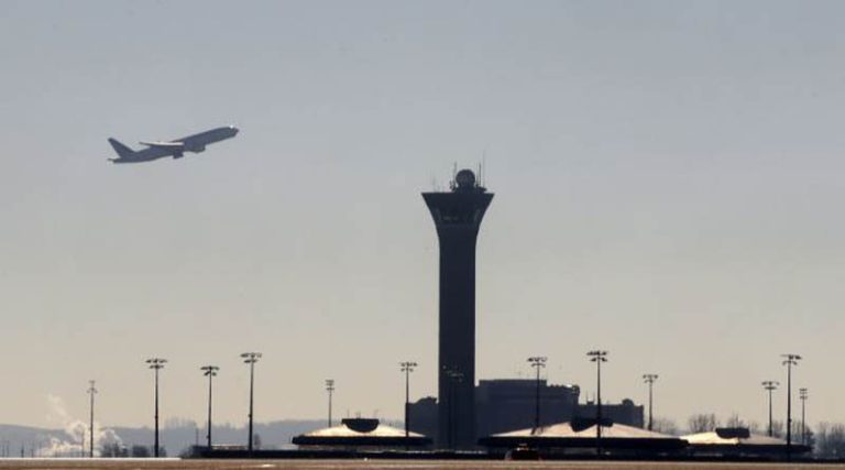 Ραφήνα: Το αεροδρόμιο στα Σπάτα, ο θόρυβος από τα αεροπλάνα & το Σωματείο από την Αρτέμιδα