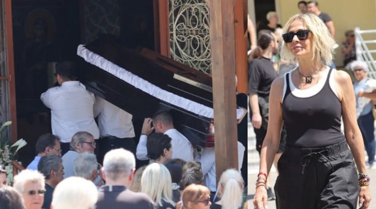 Γιώτα Γιάννα: Θλίψη στην κηδεία της τραγουδίστριας με την φυσαρμόνικα – Ράκος η Άννα Βίσση