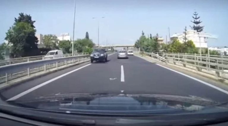 Απίστευτο σκηνικό με αυτοκίνητο να βρίσκεται στο αντίθετο ρεύμα σε αυτοκινητόδρομο! (βίντεο)