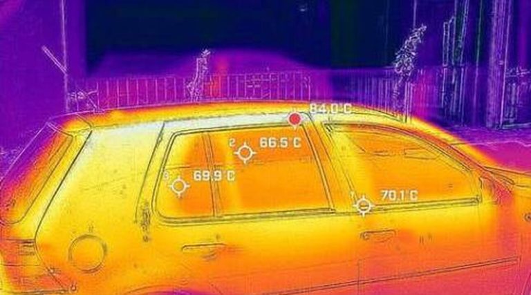 Καύσωνας: Θερμοκρασία 84 βαθμούς κατέγραψε θερμική κάμερα σε οροφή αυτοκινήτου