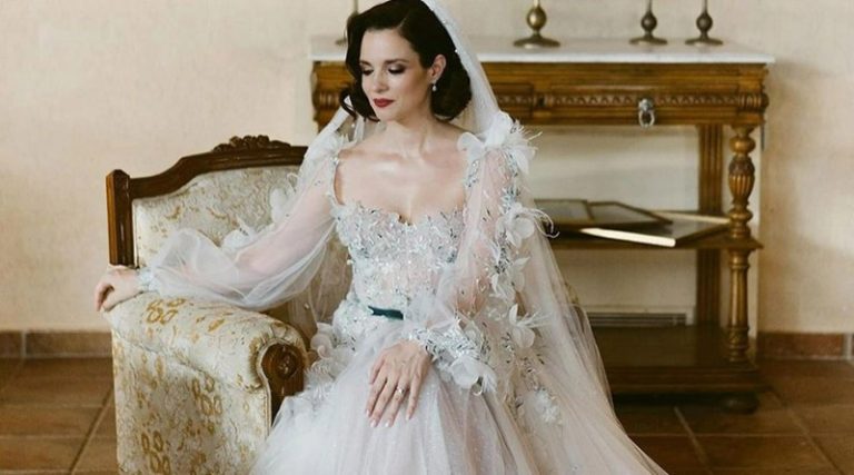 Ευγενία Δημητροπούλου: Οι αδημοσίευτες φωτογραφίες  από τον γάμο της στο Κορωπί!