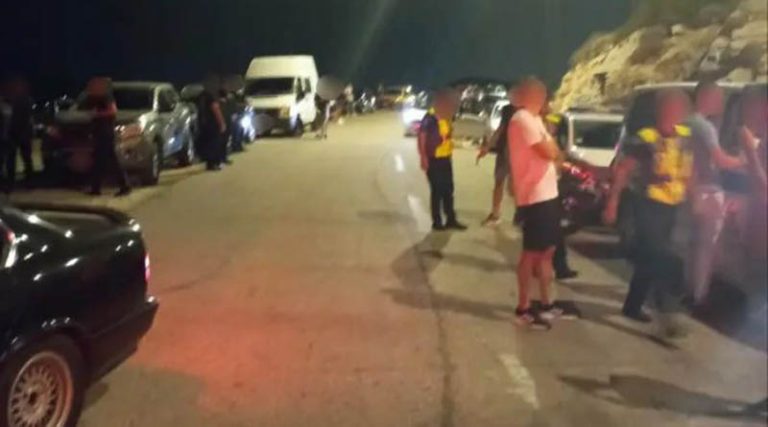 Μπαράζ ελέγχων από την τροχαία στην Λεωφόρο Αθηνών Σουνίου – 368 παραβάσεις και 12 συλλήψεις! (φωτό & βίντεο)