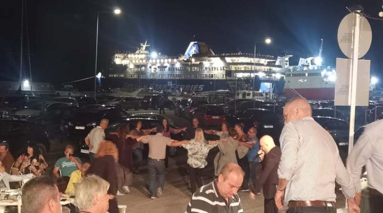 Έγινε της… σαρδέλας στο λιμάνι της Ραφήνας! (φωτό & βίντεο)