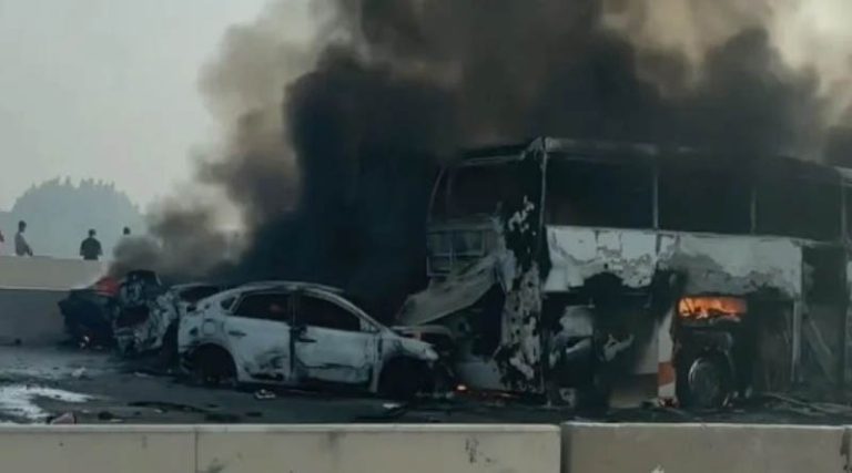 Καραμπόλα οχημάτων με 28 νεκρούς και 60 τραυματίες στην Αίγυπτο!