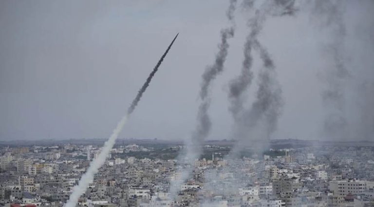 Επίθεση του Ιράν στο Ισραήλ με 300 drones και πυραύλους: «Καταρρίψαμε το 99%» λέει ο Νετανιάχου