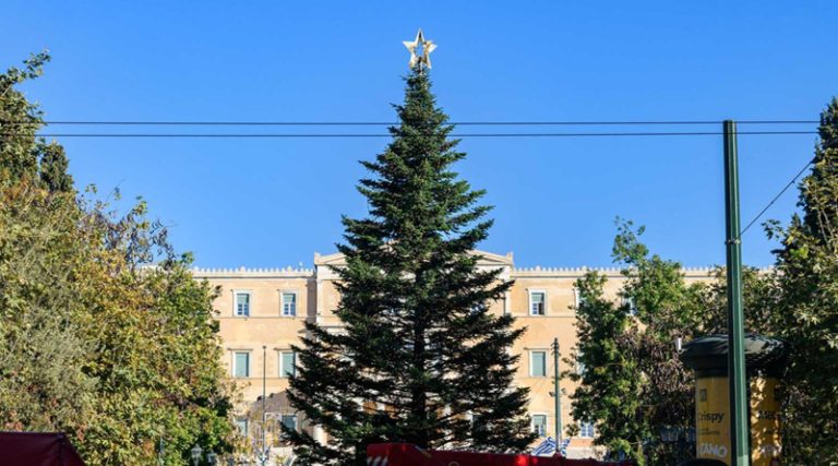 Την Πέμπτη ανάβει το δέντρο στο Σύνταγμα και φωταγωγείται η πόλη