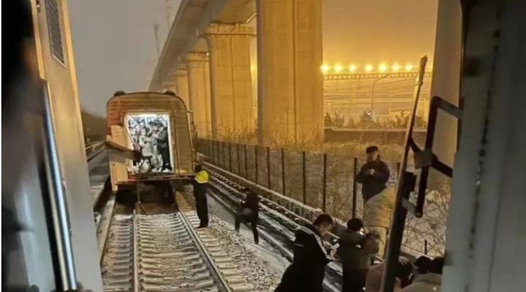 Σοκαριστικό ατύχημα στο μετρό του Πεκίνο – Συγκρούστηκαν βαγόνια – Τουλάχιστον 100 τραυματίες (φωτό & βίντεο)