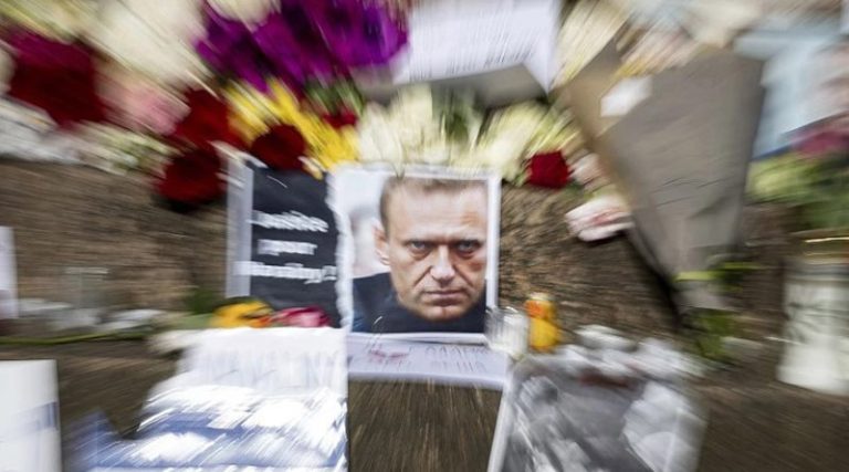 Αλεξέι Ναβάλνι: Αυτή είναι η αιτία του θανάτου του – Τι ανακοίνωσαν στην μητέρα του