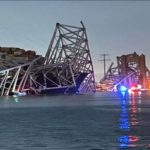 Ανασύρθηκαν νεκροί δύο από τους αγνοούμενους μετά την κατάρρευση της γέφυρας στη Βαλτιμόρη