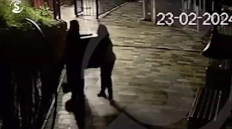Νέο αποκαλυπτικό βίντεο από τη Μονή Αββακούμ – Μοναχός και γυναίκα μεταφέρουν αντικείμενο που θυμίζει χρηματοκιβώτιο