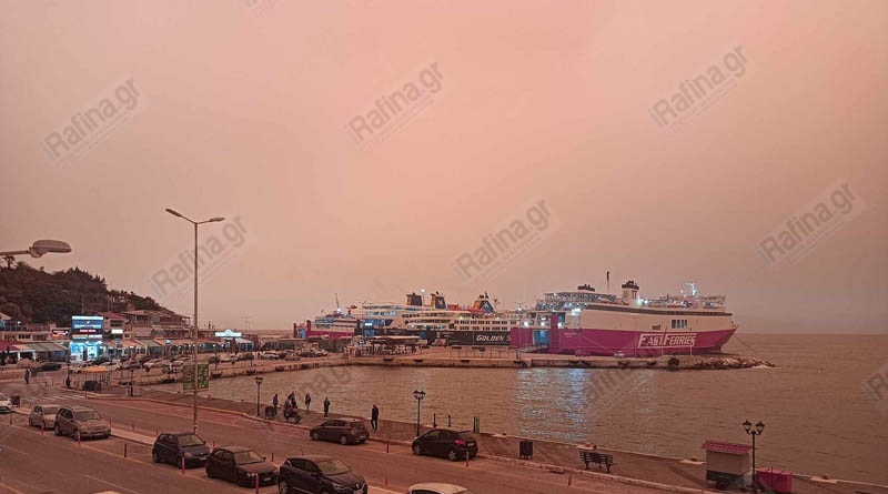 Απόκοσμες εικόνες στο λιμάνι της Ραφήνας! (φωτό)