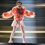 Τι σημαίνει να είσαι «non binary» άτομο, όπως το Nemo και το Bambie Thug που πήγαν στην Eurovision