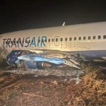 Νέο ατύχημα με  Boeing: Βγήκε εκτός διαδρόμου κατά την απογείωση, 11 τραυματίες! (φωτό & βίντεο)