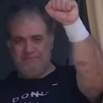 Η πρώτη εικόνα του Δημήτρη Σταρόβα μέσα από το νοσοκομείο πριν από το εξιτήριο (φωτό & βίντεο)