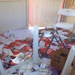 Καταστροφές στα εκλογικά του περίπτερα του ΣΥΡΙΖΑ σε Παιανία και Αρτέμιδα!