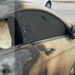 Βίντεο ντοκουμέντο από τη στιγμή που εμπρηστής βάζει φωτιά σε αυτοκίνητο!