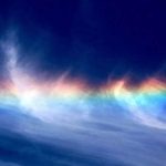 Τι είναι το Fire Rainbow – Το σπάνιο φαινόμενο που εμφανίστηκε στον ουρανό