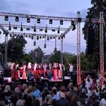 Παιανία: Πλήθος κόσμου στους εορτασμούς του πολιούχου της πόλης Αγίου Αθανασίου (φωτό)